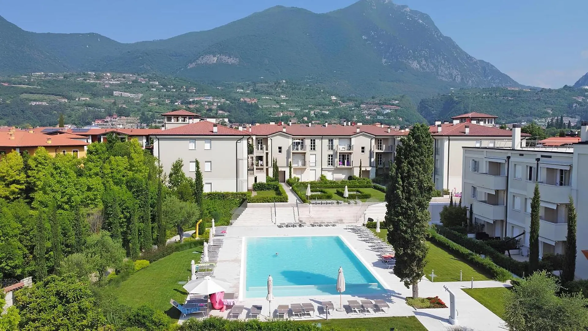 Apartment Lovely Fasanella 54: Pool & Lake Toscolano Maderno